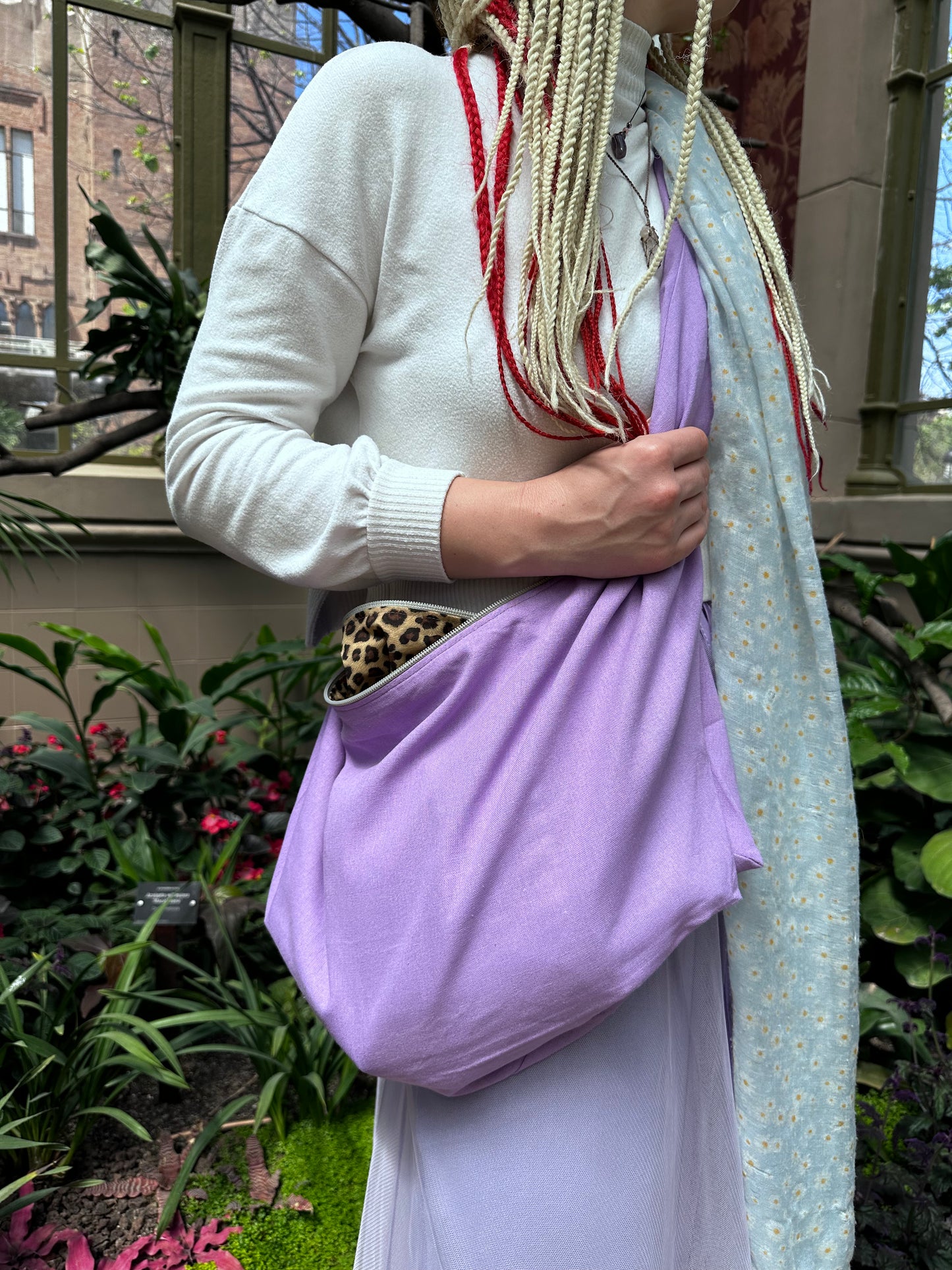 Linen slim-bag purple color and leopard-print lining inside