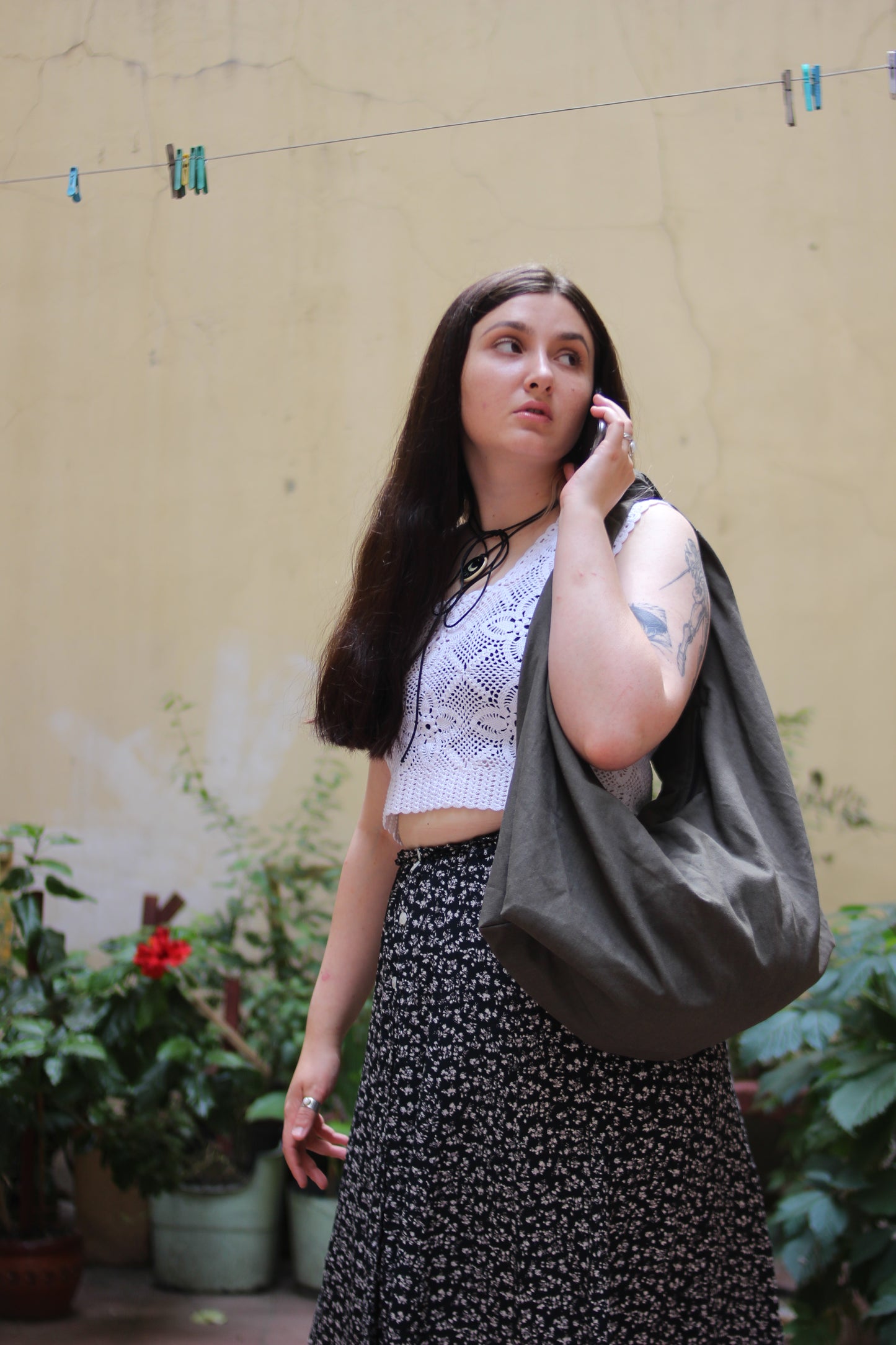 Linen slim-bag olive color and leopard-print lining inside