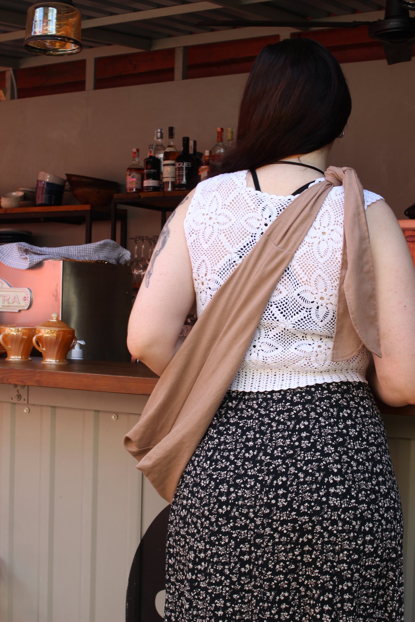 Linen slim-bag mocha color and leopard-print lining inside